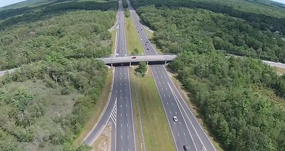 One Dead Following Single Car Crash on 195 East in Dartmouth