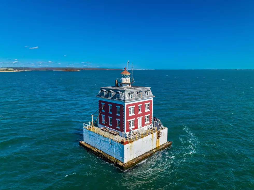New London Lighthouse Allegedly Haunted By a Ghost Named Ernie