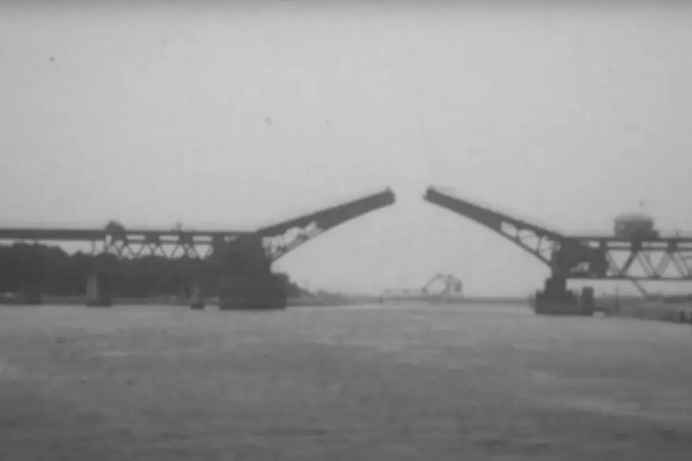 Cape Cod’s Sagamore and Bourne Bridges Were Originally Tight-Squeeze Drawbridges