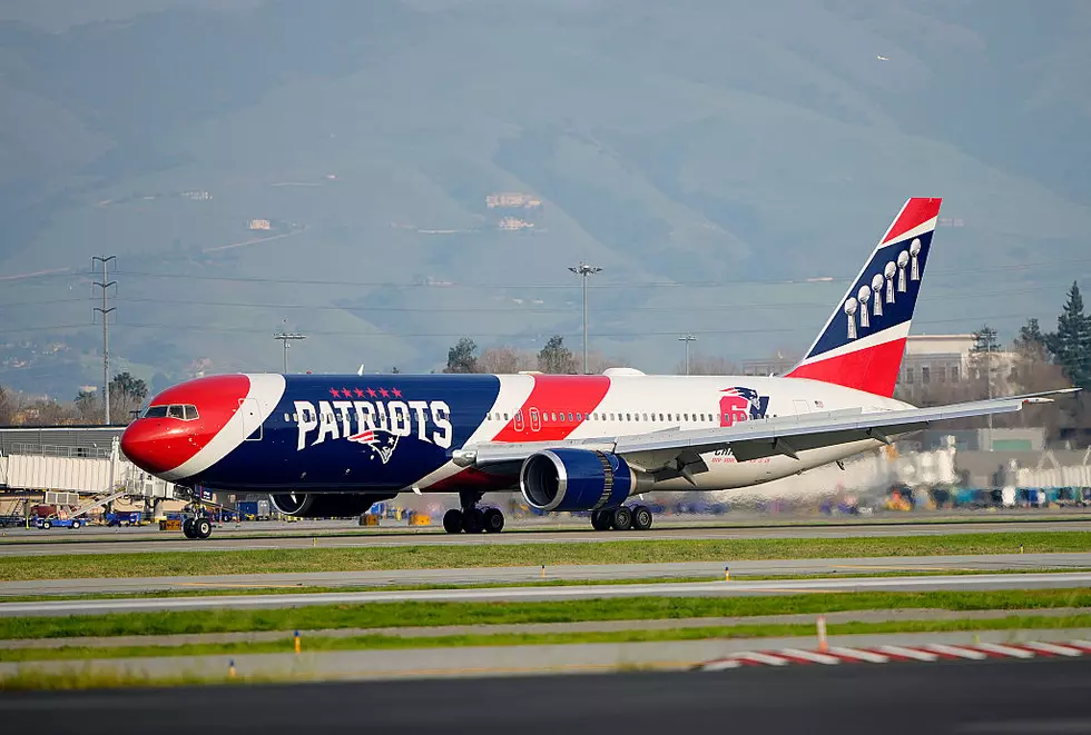 Patriots’ ‘AirKraft’ Jets Fly U.S. Marines to Arctic NATO Exercise
