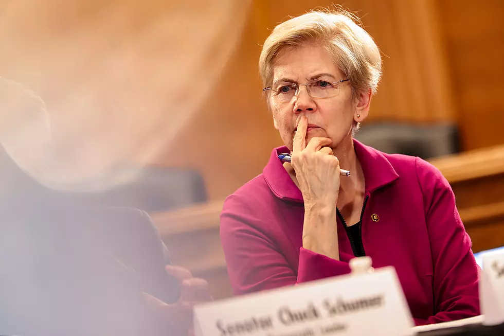 Warren Says She’s ‘Glad’ Swalwell Is Gone After Allegations