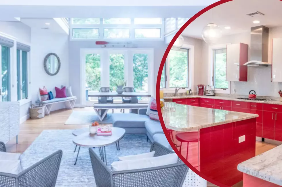 Jaw-Dropping Jamestown Rental is Your New Summer Escape