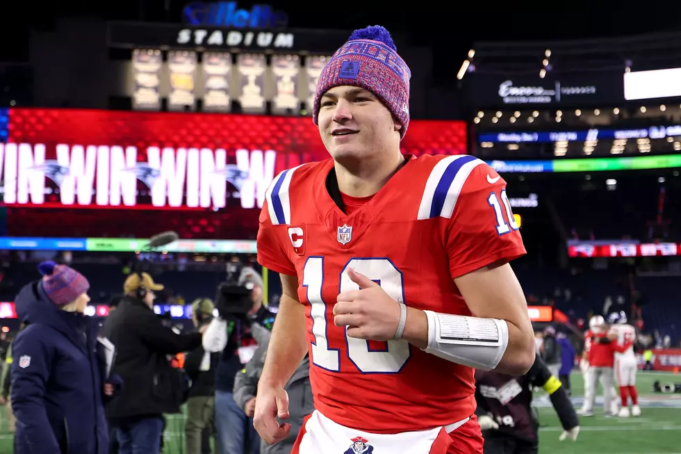 Patriots-Bills Snow Showdown Could Crown AFC East Champ