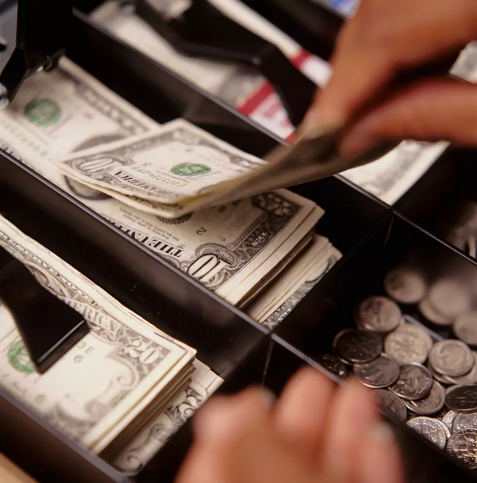 Massachusetts Shoppers: Popular Retailer No Longer Accepting Certain Forms of Cash